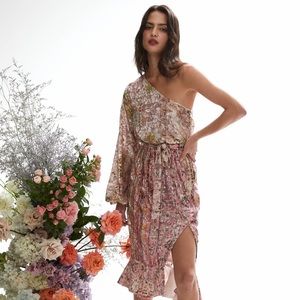 Hemant & Nandita One Shoulder Dress